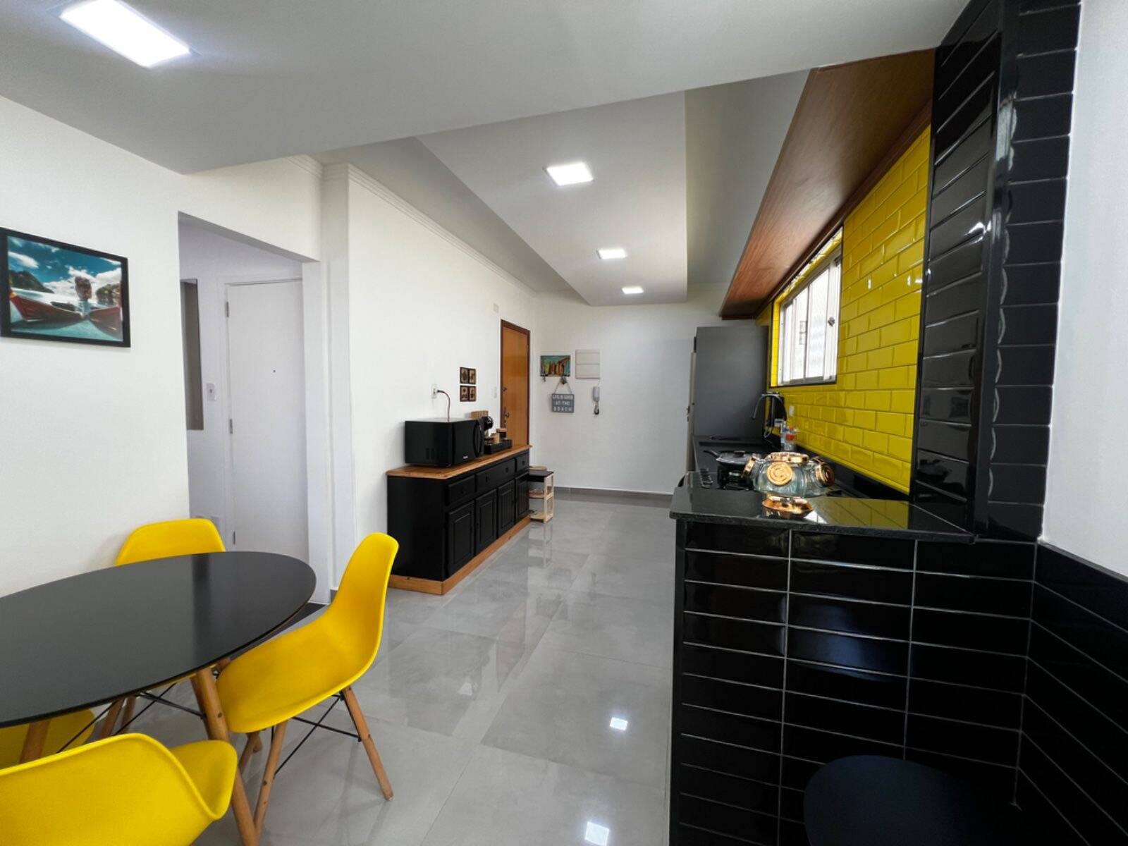 #693 - Apartamento para Venda em Santos - SP