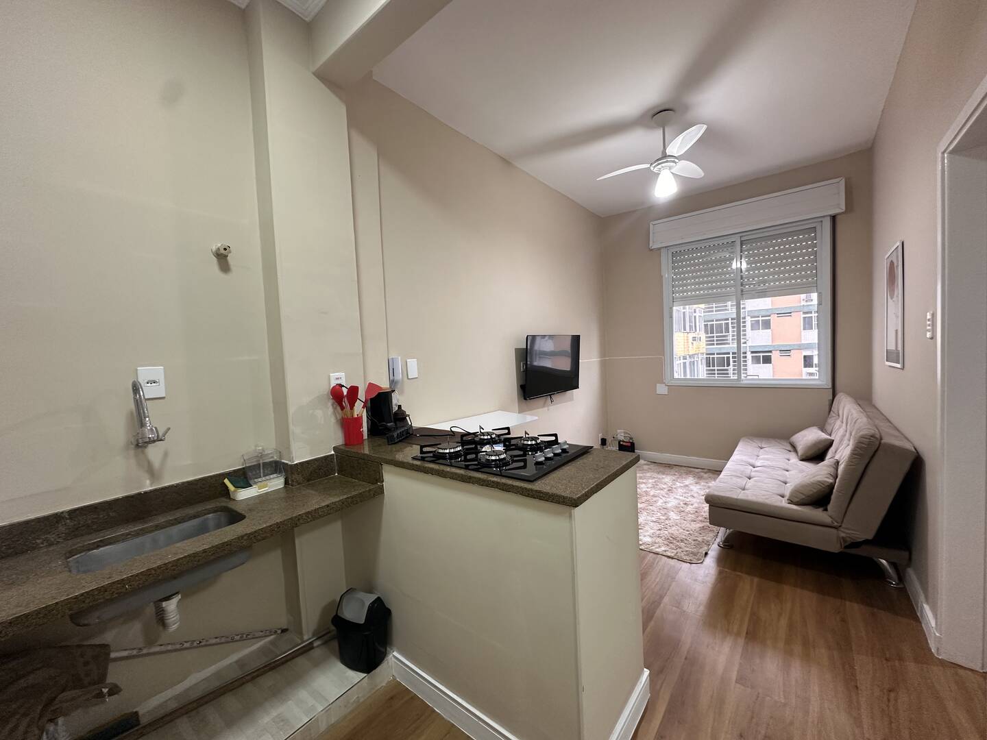 #710 - Apartamento para Venda em Santos - SP