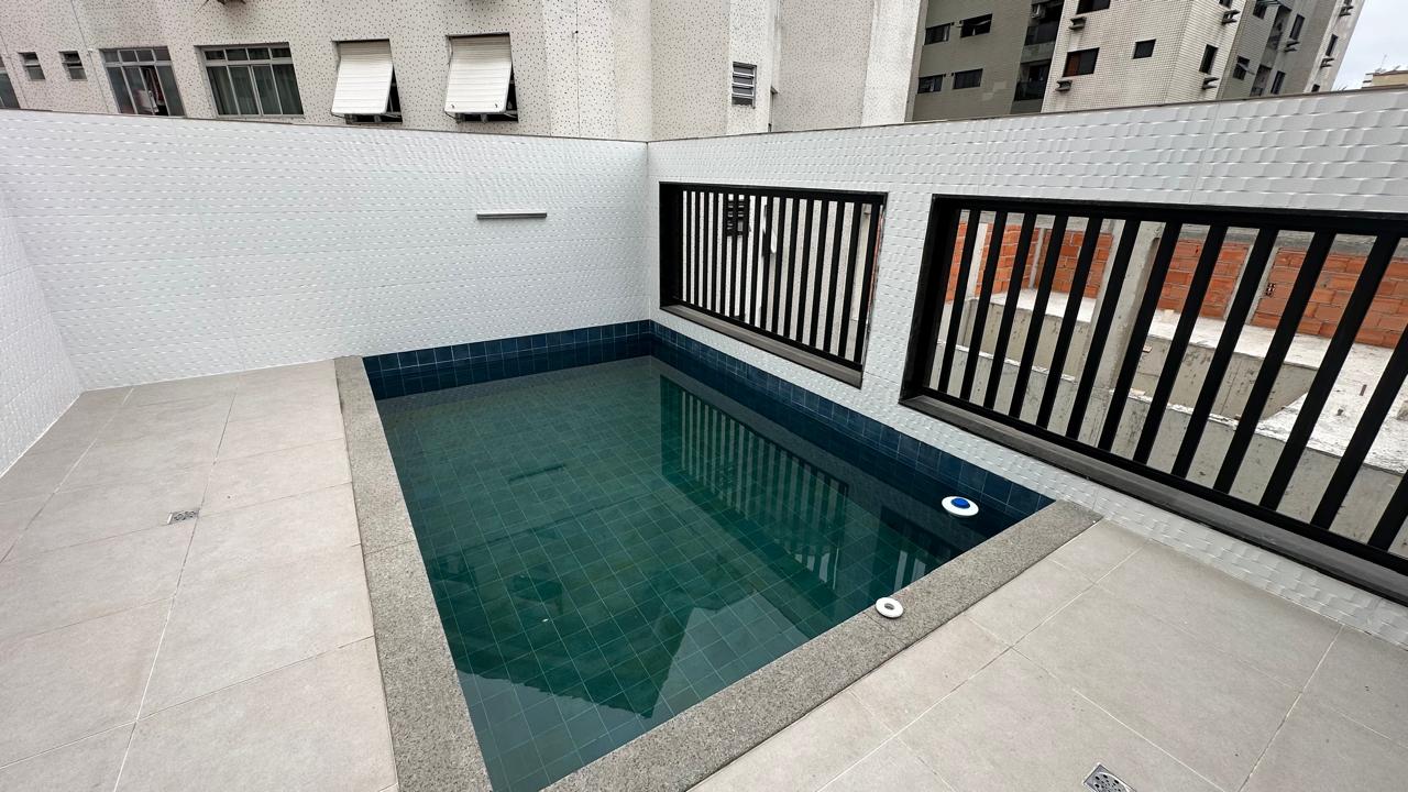 #728 - Casa para Venda em Santos - SP