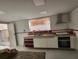 #CA00076 - Casa para Venda em Santos - SP
