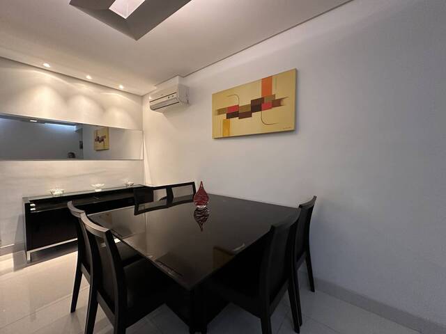 Apartamento para Venda em Santos - 4