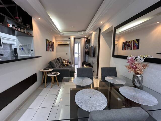#688 - Apartamento para Venda em Santos - SP