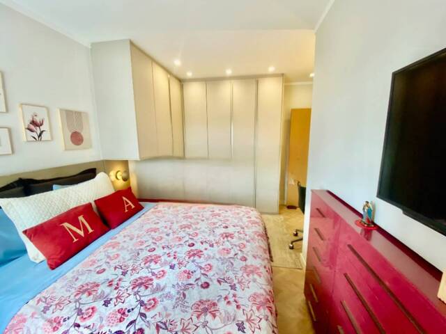 #689 - Apartamento para Venda em Santos - SP