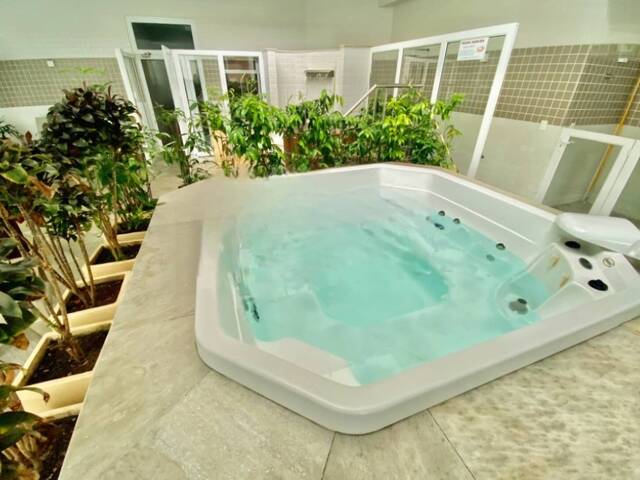 #689 - Apartamento para Venda em Santos - SP