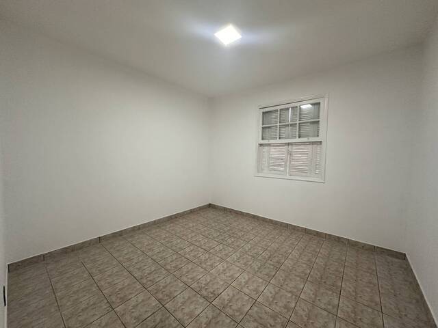 #705 - Apartamento para Venda em Santos - SP