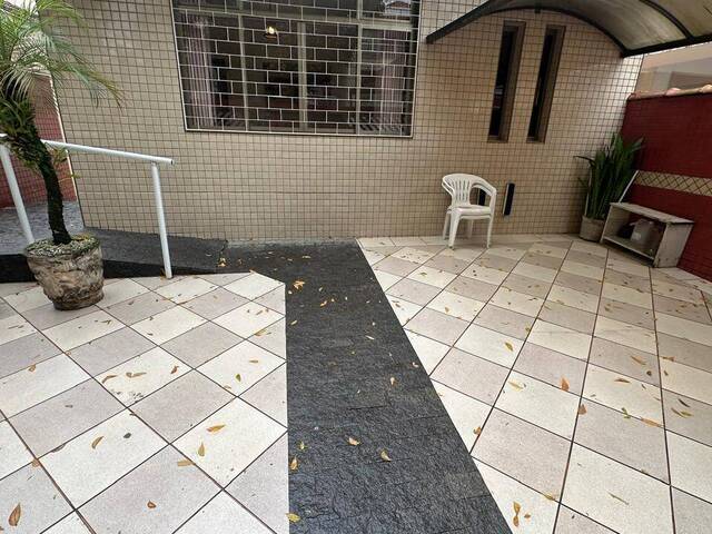 #715 - Casa para Venda em Santos - SP