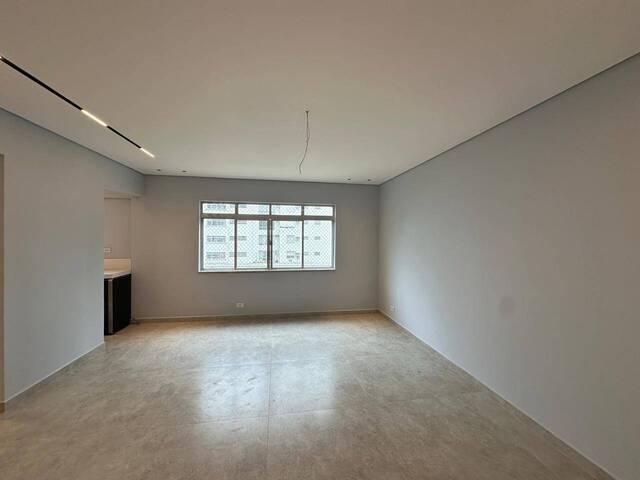 Apartamento para Venda em Santos - 4