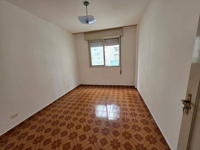 #719 - Apartamento para Venda em Santos - SP