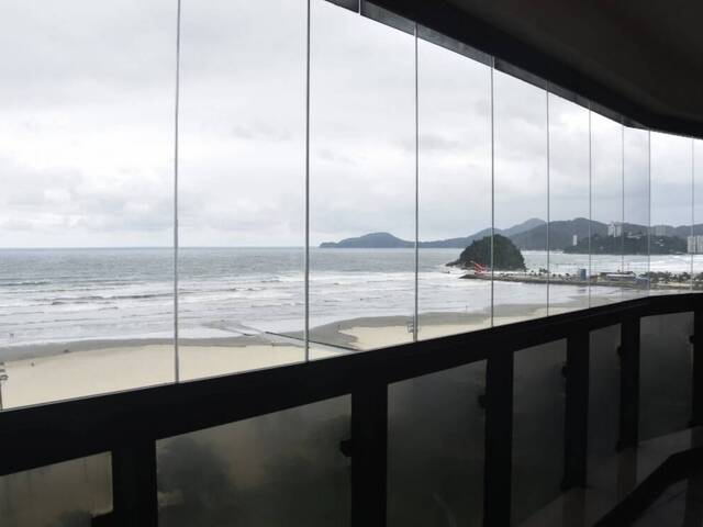 #720 - Apartamento para Venda em Santos - SP