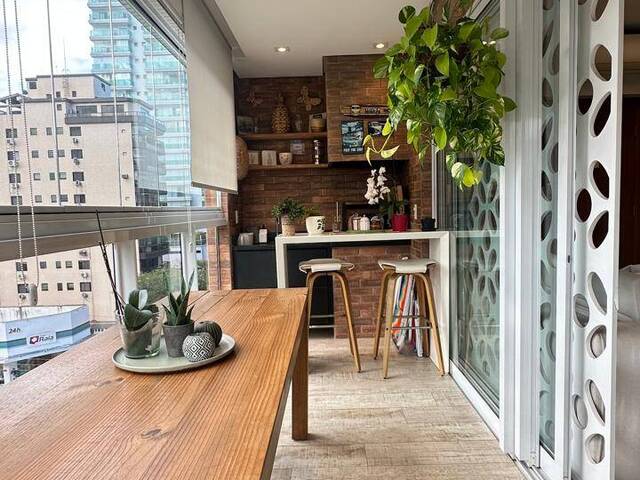 #722 - Apartamento para Venda em Santos - SP