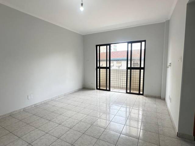 #725 - Apartamento para Venda em Santos - SP