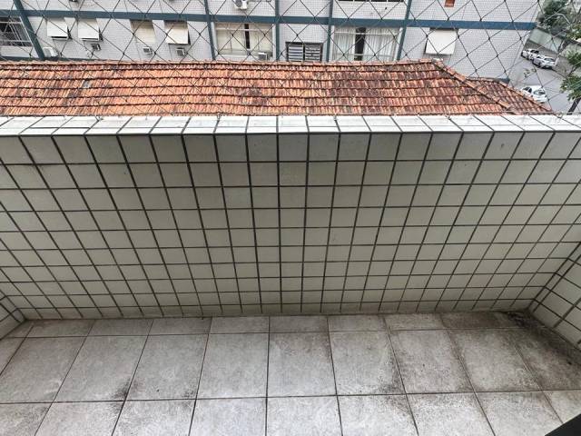 #725 - Apartamento para Venda em Santos - SP