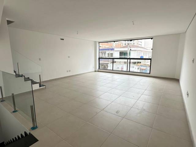 #728 - Casa para Venda em Santos - SP