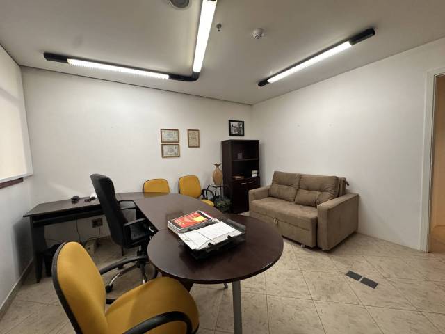 #730 - Sala para Venda em Santos - SP