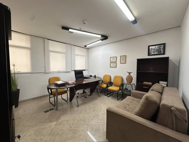 #730 - Sala para Venda em Santos - SP