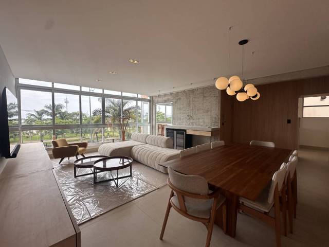 #742 - Apartamento para Venda em Santos - SP