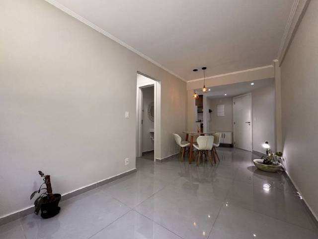Apartamento para Venda em Santos - 4