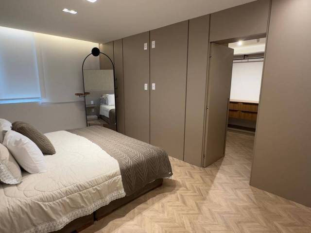 #740 - Apartamento para Venda em Santos - SP