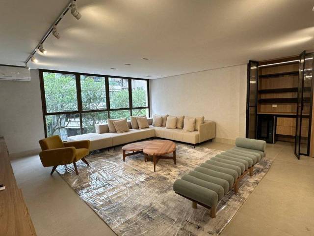 #741 - Apartamento para Venda em Santos - SP