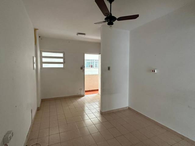 #747 - Apartamento para Venda em Santos - SP