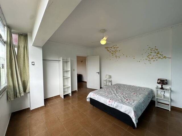 Apartamento para Venda em Santos - 4