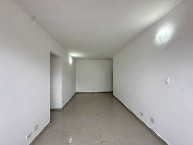 Apartamento para Venda em Santos - 2