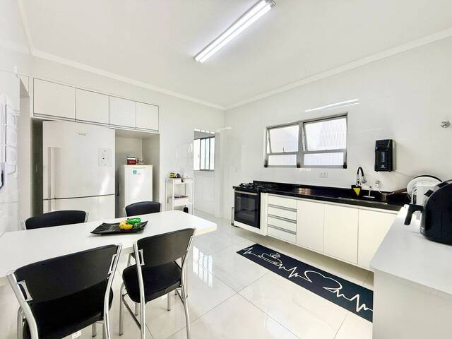 Apartamento para Venda em Santos - 3