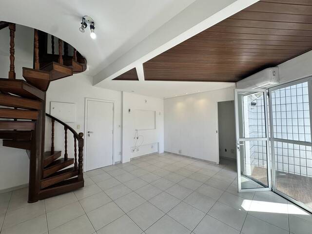 #774 - Apartamento para Venda em Santos - SP