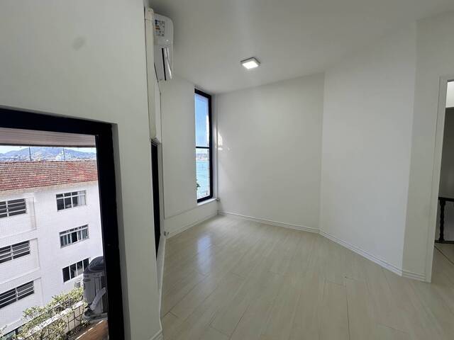 #774 - Apartamento para Venda em Santos - SP