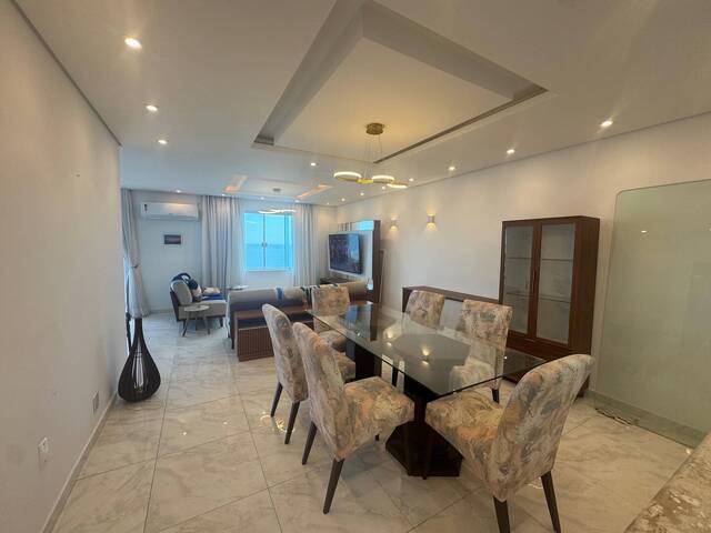 #770 - Apartamento para Venda em Santos - SP