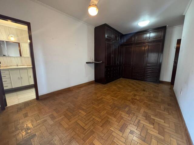 #776 - Apartamento para Venda em Santos - SP