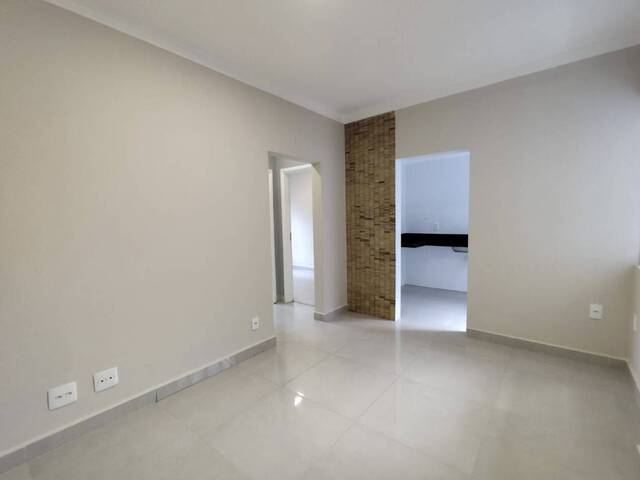 #778 - Apartamento para Venda em Santos - SP