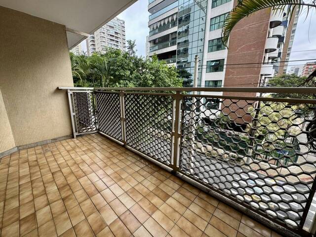 Apartamento para Venda em Santos - 4