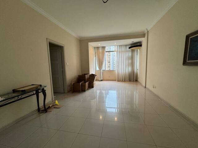 Apartamento para Venda em Santos - 4