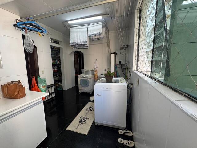 #799 - Apartamento para Venda em Santos - SP