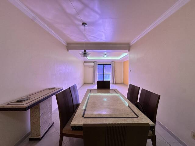 Apartamento para Venda em Santos - 2