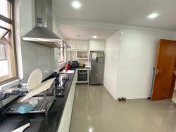 Sobrado para Venda em Santos - 5