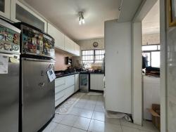 Apartamento para Venda em Santos - 2